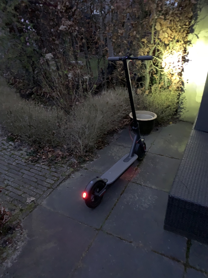 Afbeeldingslocatie: https://tweakers.net/i/1a4iqB2wZkBamnvfiYiTYAKDODQ=/800x/filters:strip_icc():strip_exif()/f/image/JjoI0EkIDKb37TtNJhpPTGDq.jpg?f=fotoalbum_large