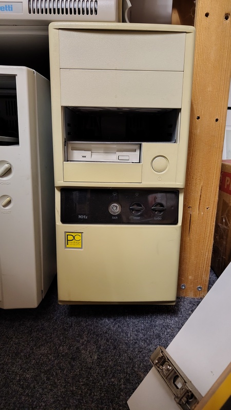 Afbeeldingslocatie: https://tweakers.net/i/1aDrHrzETzsTcWiV2qgS20ZoZ2A=/x800/filters:strip_icc():strip_exif()/f/image/eyUZrktS2P4iersSHaTUIdh7.jpg?f=fotoalbum_large