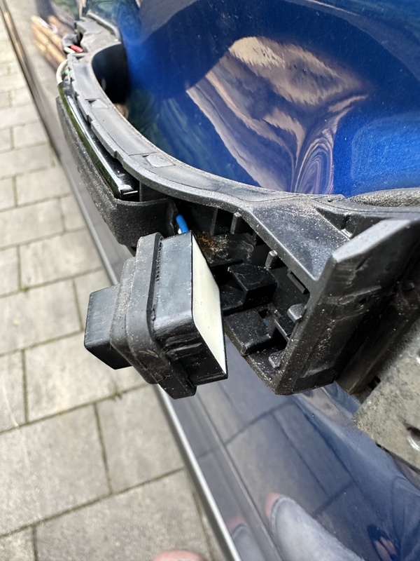 Afbeeldingslocatie: https://tweakers.net/i/1gcZ1XbOoWIC9PfAsNPNcuELsd0=/x800/filters:strip_icc():strip_exif()/f/image/WP0fSMelwfBI9jat3Eu3oydE.jpg?f=fotoalbum_large
