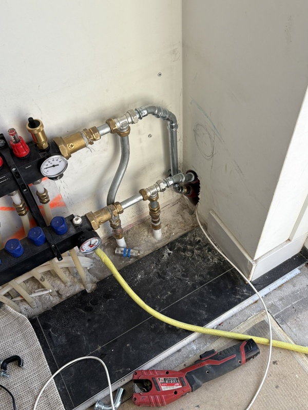 Afbeeldingslocatie: https://tweakers.net/i/1iV-WnnIj7M4K7Pr9qkTM5TnFBA=/x800/filters:strip_icc():strip_exif()/f/image/HVpzLIvNCHTx3Fth30eQXD6C.jpg?f=fotoalbum_large