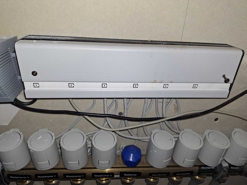 Afbeeldingslocatie: https://tweakers.net/i/1owS2680-3-F4v7iIT2TuzHNlxE=/800x/filters:strip_icc():strip_exif()/f/image/H0GLqFDRfz0b3i904V3aanDu.jpg?f=fotoalbum_large