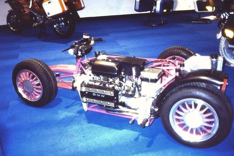 Afbeeldingslocatie: https://tweakers.net/i/1qIs533ODnGHAR-XJ13wb0R4fu0=/fit-in/4920x3264/filters:max_bytes(3145728):no_upscale():strip_icc():strip_exif()/f/image/JnqbUHicudqiyWpJy0iNFEV0.jpg?f=user_large