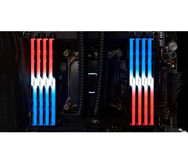 G.Skill F4-3200C16Q2-256GTZR