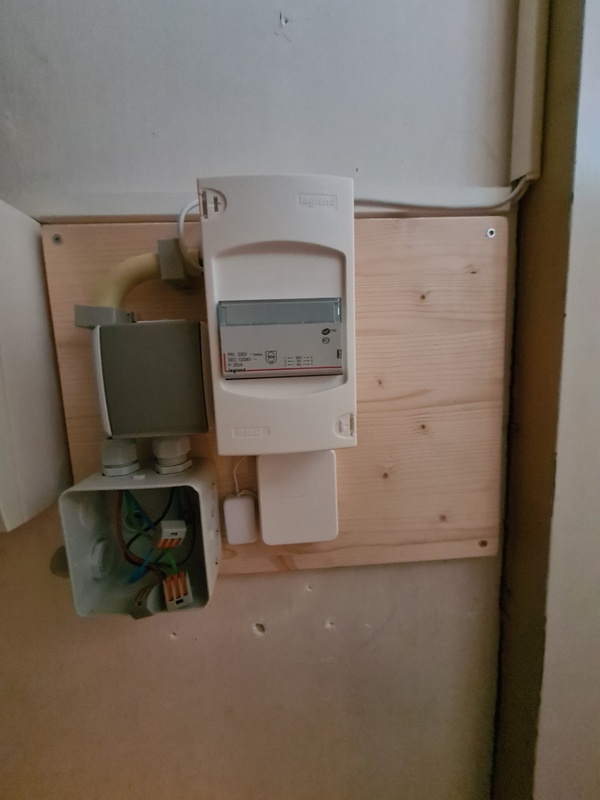 Afbeeldingslocatie: https://tweakers.net/i/1tXxKDRjenzqW1kV3UnR457mT1k=/x800/filters:strip_icc():strip_exif()/f/image/iA9SiRhnVc7mSc3VBWDmU83q.jpg?f=fotoalbum_large