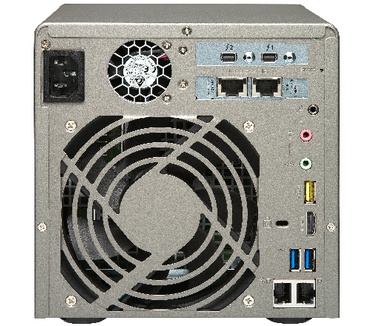 QNAP TVS-882ST2