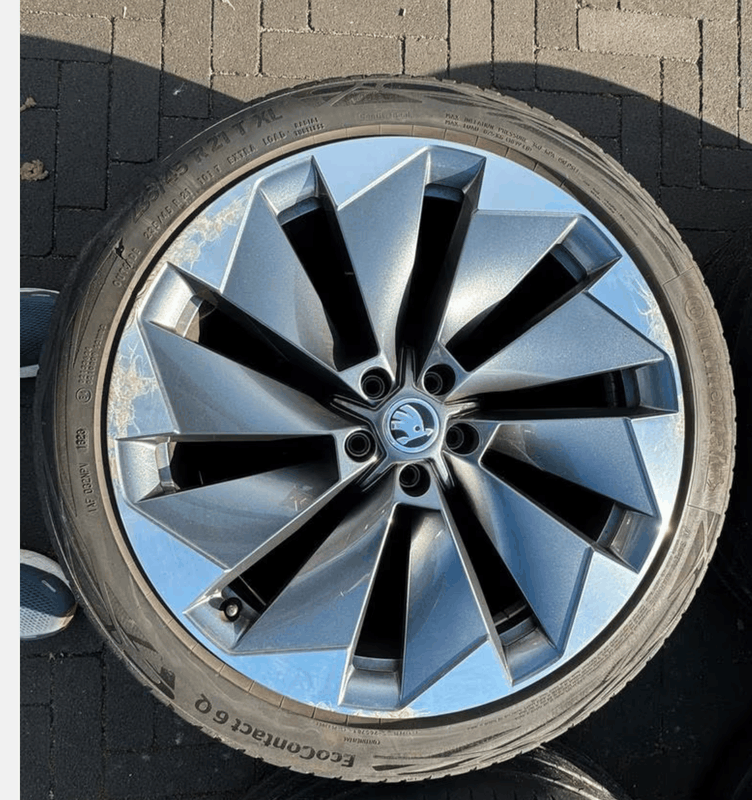 Afbeeldingslocatie: https://tweakers.net/i/20vV_Ayku8I6TsLSNBAOrTfzOM4=/x800/filters:strip_exif()/f/image/UeEcgvYbZmWbWIhaGckfjCUc.png?f=fotoalbum_large