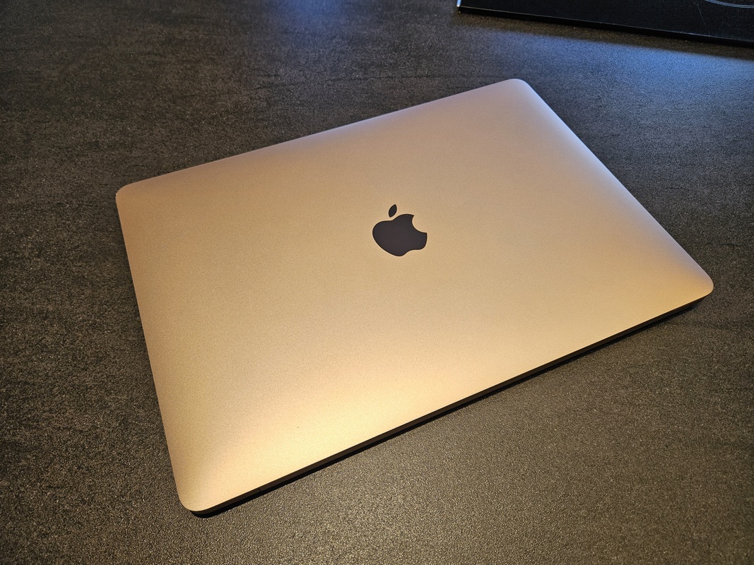 Apple MacBook Air 2020 M1, 8GB ram, 7-core GPU, 256GB ssd (Qwerty