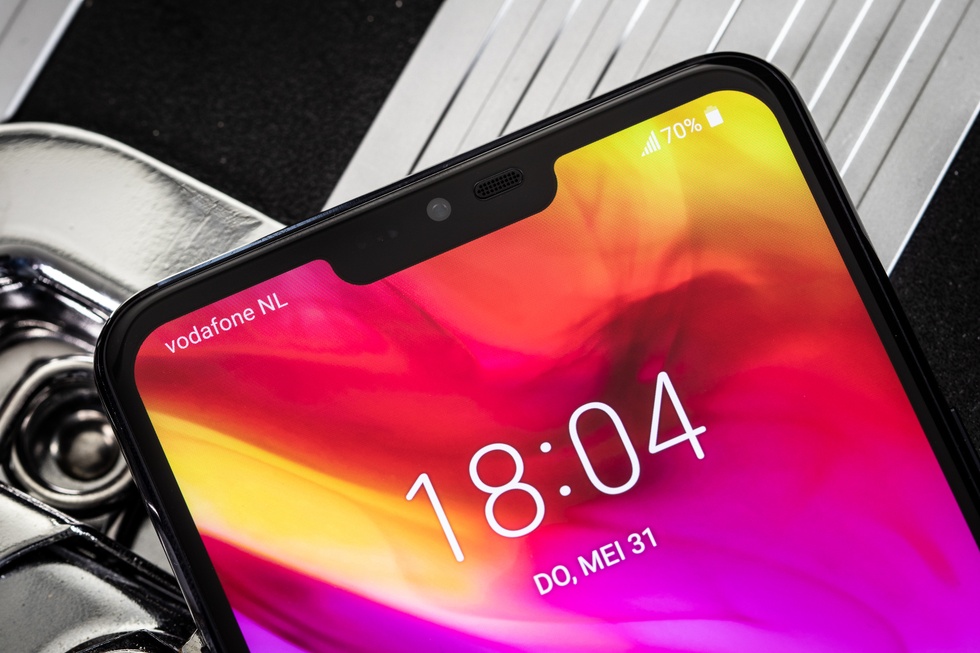 LG G7 ThinQ notch