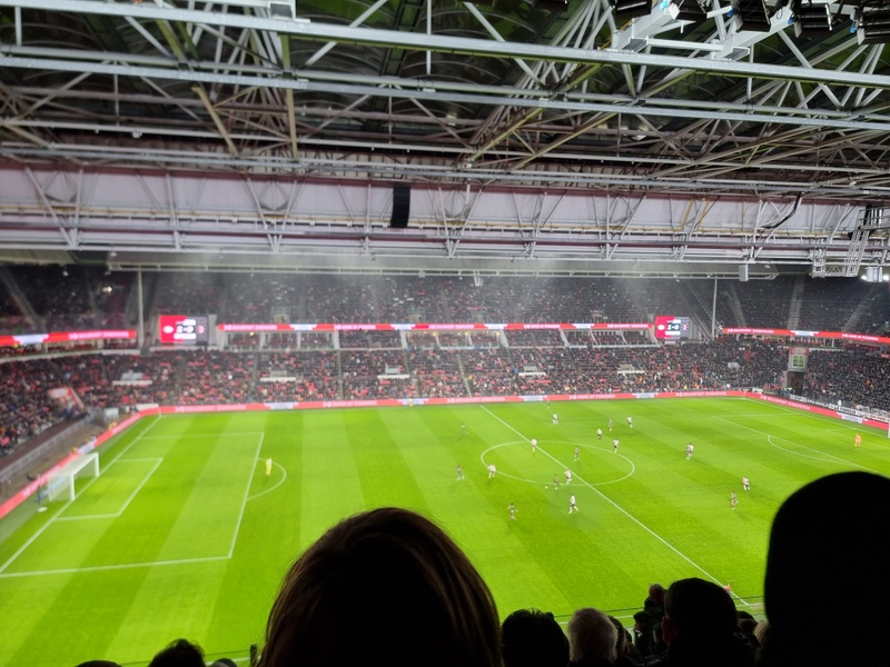 Afbeeldingslocatie: https://tweakers.net/i/21ssJ1WecTH95C3AZ1HPgXC0dmw=/800x/filters:strip_icc():strip_exif()/f/image/kW7bmdLJnETr51krbNaHz0tL.jpg?f=fotoalbum_large