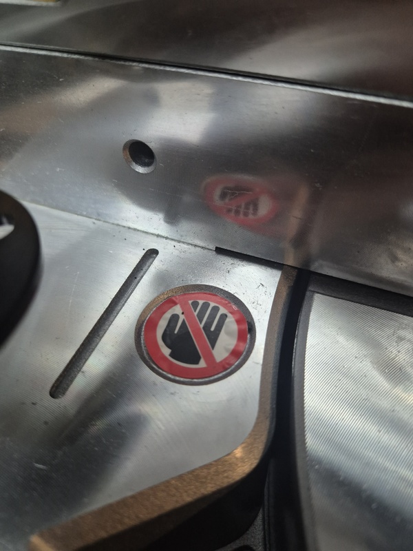 Afbeeldingslocatie: https://tweakers.net/i/22cO1sx-6dk2dr_ajOrHygqdwfo=/x800/filters:strip_icc():strip_exif()/f/image/8MyZyFyPEKhricbuhIFDbUzw.jpg?f=fotoalbum_large