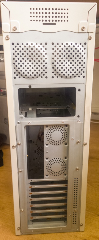 Afbeeldingslocatie: https://tweakers.net/i/23XjEHs9WfPKYisZdC0wa6W7B6M=/x800/filters:strip_icc():strip_exif()/f/image/y4KtECPokjXsCXOFMGtjbWLh.jpg?f=fotoalbum_large