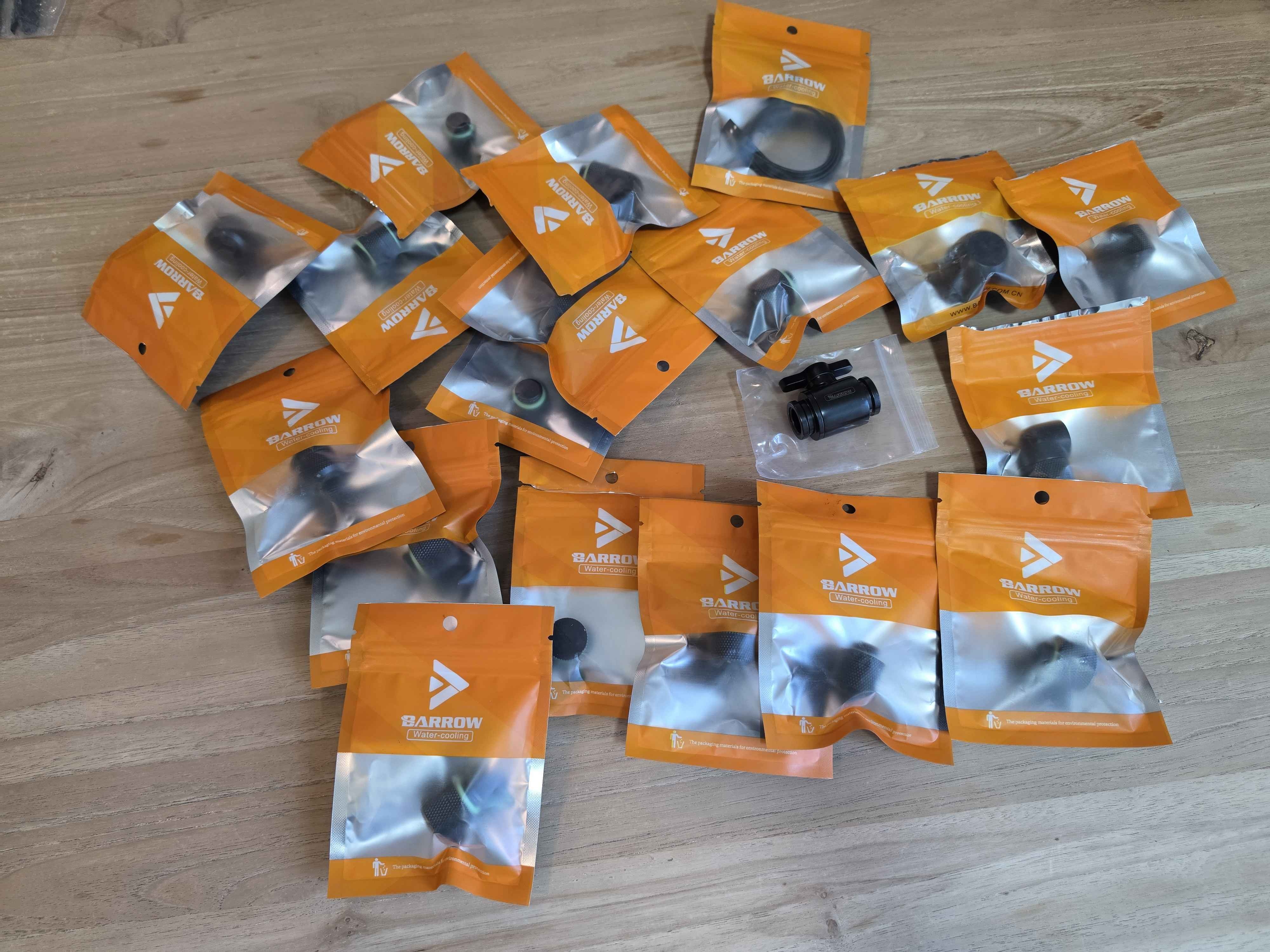 Barrow verschillende Fitting Kit, soft tubing, G1/4 aangeboden - Vraag ...