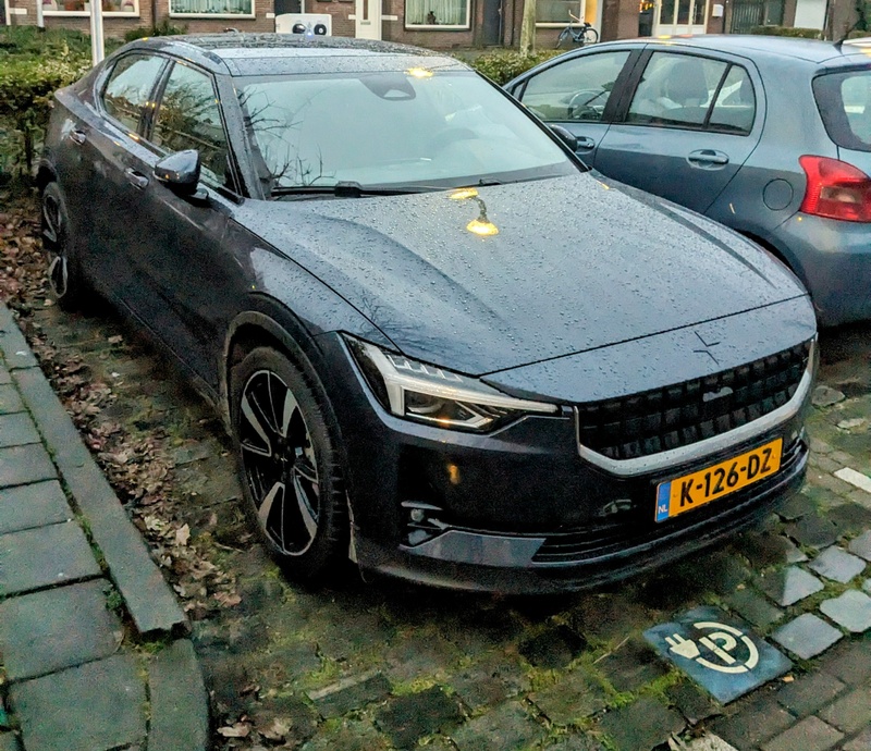 Afbeeldingslocatie: https://tweakers.net/i/2AH8cMQaOZp7bwI6dmKexocwu_4=/800x/filters:strip_icc():strip_exif()/f/image/y9RvIt4UhJfCUMotX6fTbkwj.jpg?f=fotoalbum_large