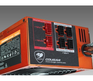Cougar CM 700