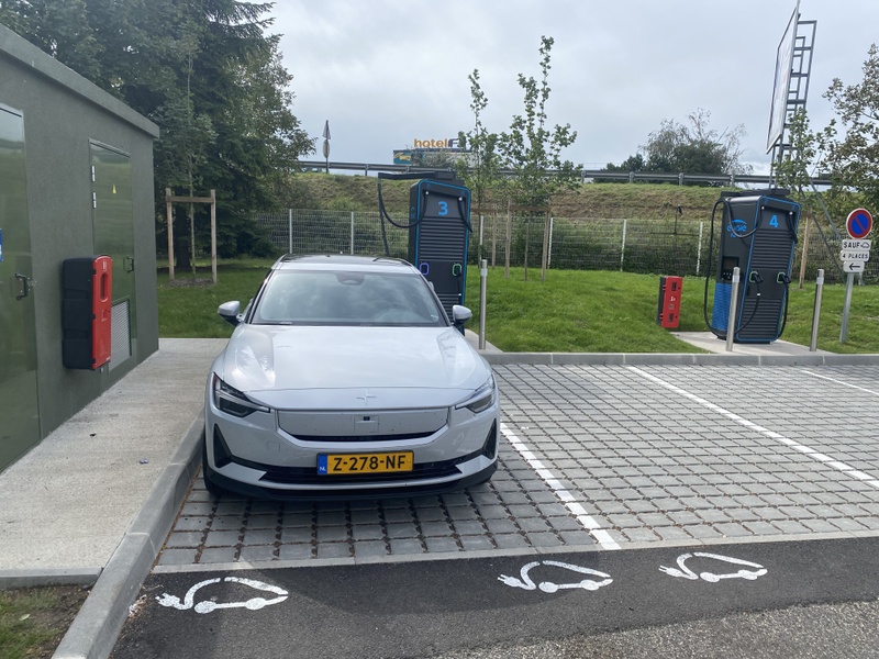 Afbeeldingslocatie: https://tweakers.net/i/2CDfIcvlW2CbzrKrPsFH-9gCvSg=/800x/filters:strip_icc():strip_exif()/f/image/NteR96tHlCDTXp8c1Eyd5c4C.jpg?f=fotoalbum_large