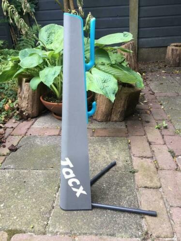 Afbeeldingslocatie: https://tweakers.net/i/2K0eiE7UN3qgtIGFoaUPt7K9OIg=/full-fit-in/4920x3264/filters:max_bytes(3145728):no_upscale():strip_icc():fill(white):strip_exif()/f/image/JYCAPrVcFRDQXgKsy87kDZ98.jpg?f=user_large