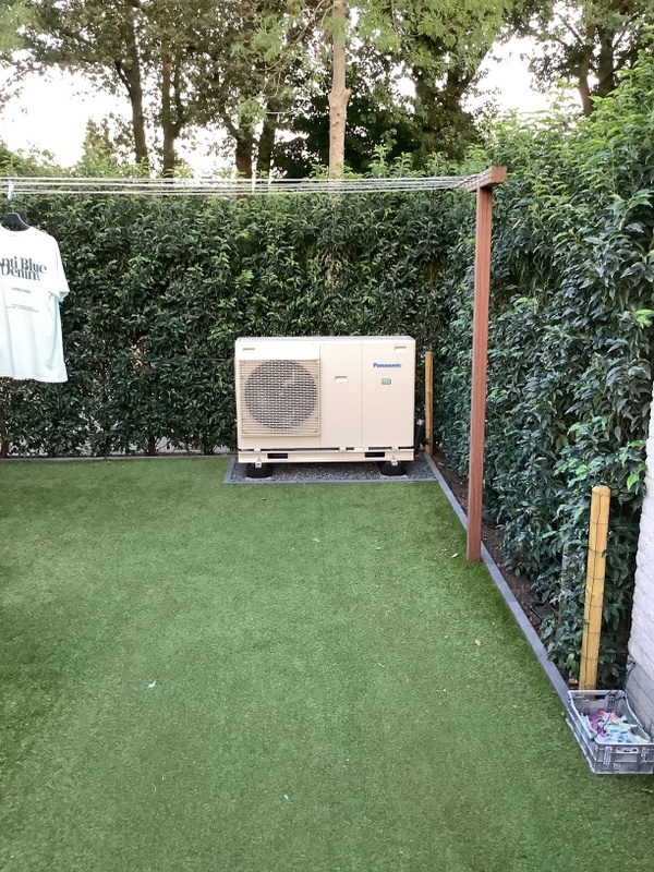 Afbeeldingslocatie: https://tweakers.net/i/2PylfDMnITlRvuqhdxfASTxp-d4=/x800/filters:strip_icc():strip_exif()/f/image/otrEWxJIg7VEQfhfhk1B1NcJ.jpg?f=fotoalbum_large
