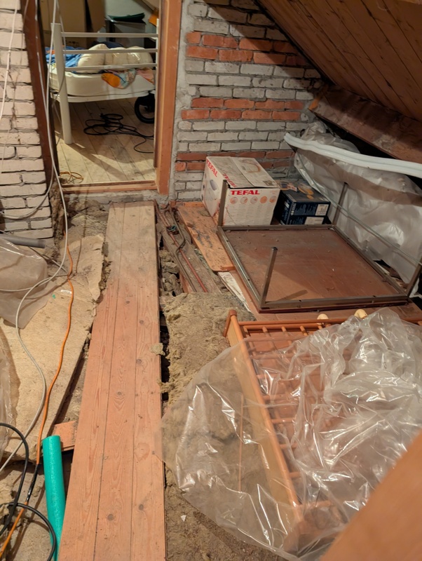 Afbeeldingslocatie: https://tweakers.net/i/2Q7EpTdqLa8vIoxwyrHYGB-O29g=/x800/filters:strip_icc():strip_exif()/f/image/DiTooZ6x9aeuHxHRo6r3wwJR.jpg?f=fotoalbum_large