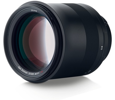 Carl Zeiss Milvus 2/135 mm ZF.2