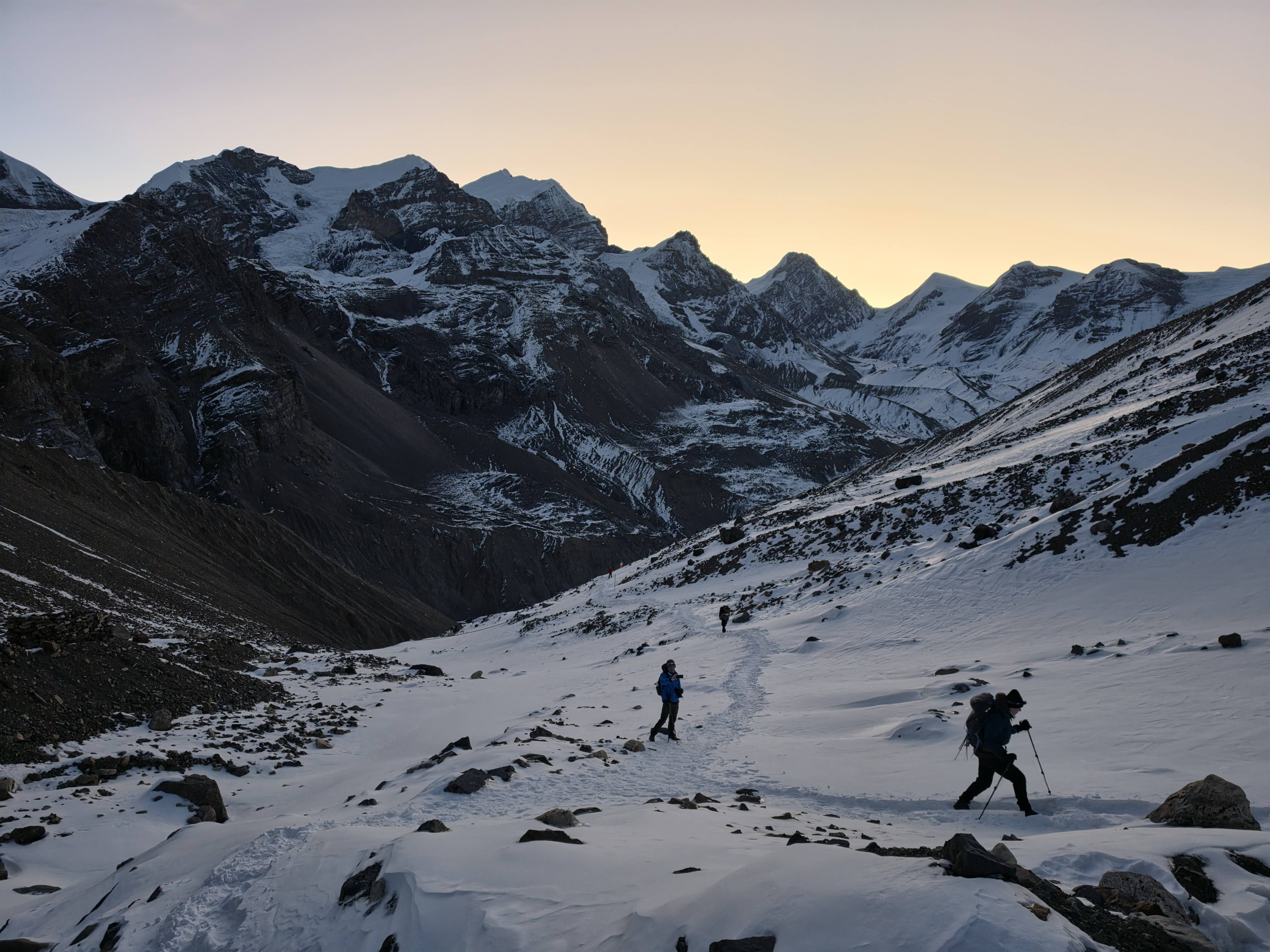 Afbeeldingslocatie: https://tweakers.net/i/2SKnmGrlwpWLl2WcWSplmiux-uU=/fit-in/4920x3264/filters:max_bytes(3145728):no_upscale():strip_icc():strip_exif()/f/image/8xFQwrVaHSEOn3qEjSEoFcI9.jpg?f=user_large