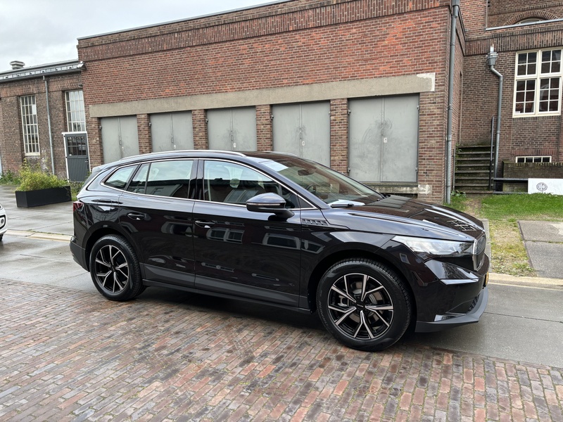 Afbeeldingslocatie: https://tweakers.net/i/2UBTbdNYxs0JTaP5j5fBn9F0F0o=/800x/filters:strip_icc():strip_exif()/f/image/xfPebrUe6ZzP8TpB9vNBFK7I.jpg?f=fotoalbum_large