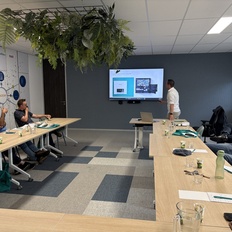 Afbeeldingslocatie: https://tweakers.net/i/2Vmi1F3grVYxewNNpRRPqMBQwaw=/232x232/filters:strip_icc():strip_exif()/f/image/EMobpfwemqvkmCMNyJYgbt07.jpg?f=fotoalbum_tile
