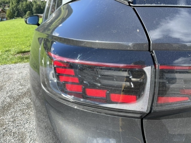 Afbeeldingslocatie: https://tweakers.net/i/2VyXYIsO724wSsym7pdIWk4ucgc=/full-fit-in/4920x3264/filters:max_bytes(3145728):no_upscale():strip_icc():fill(white):strip_exif()/f/image/1nfzMx37xHvKDXVV1jKQ3YMN.jpg?f=user_large