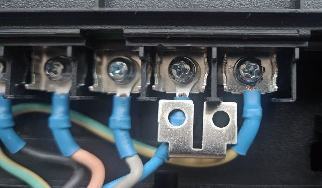 Afbeeldingslocatie: https://tweakers.net/i/2Wa5DmRaTd78AePtDNa6ug5QrtI=/fit-in/4920x3264/filters:max_bytes(3145728):no_upscale():strip_icc():strip_exif()/f/image/shOE448hrRvDVnFaMV8ZQ4fB.jpg?f=user_large