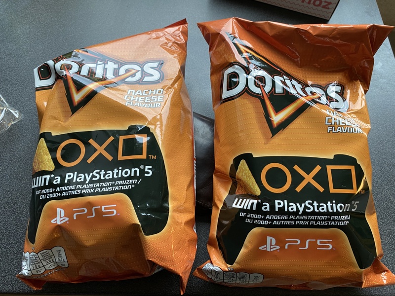 Afbeeldingslocatie: https://tweakers.net/i/2Y-1dRwMOBVlKxY-3TSOdEab8UM=/800x/filters:strip_icc():strip_exif()/f/image/L1cKo5Fxe1uflYHagfAauvMW.jpg?f=fotoalbum_large