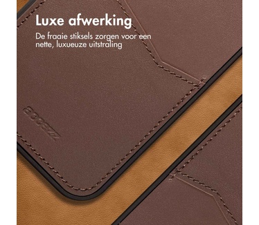 Accezz Premium Leather Card Slot Backcover iPhone 14 Plus - Bruin