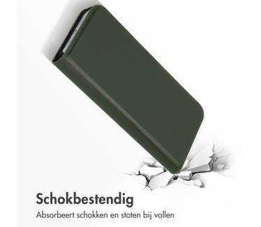 Accezz Premium Leather Slim Bookcase iPhone 13 Pro - Groen