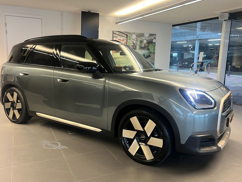 Afbeeldingslocatie: https://tweakers.net/i/2kujBYemmE49_d7GRQWOSUc3B9M=/800x/filters:strip_icc():strip_exif()/f/image/gHxVju1pTe5jABMEJK0Vxwlm.jpg?f=fotoalbum_large