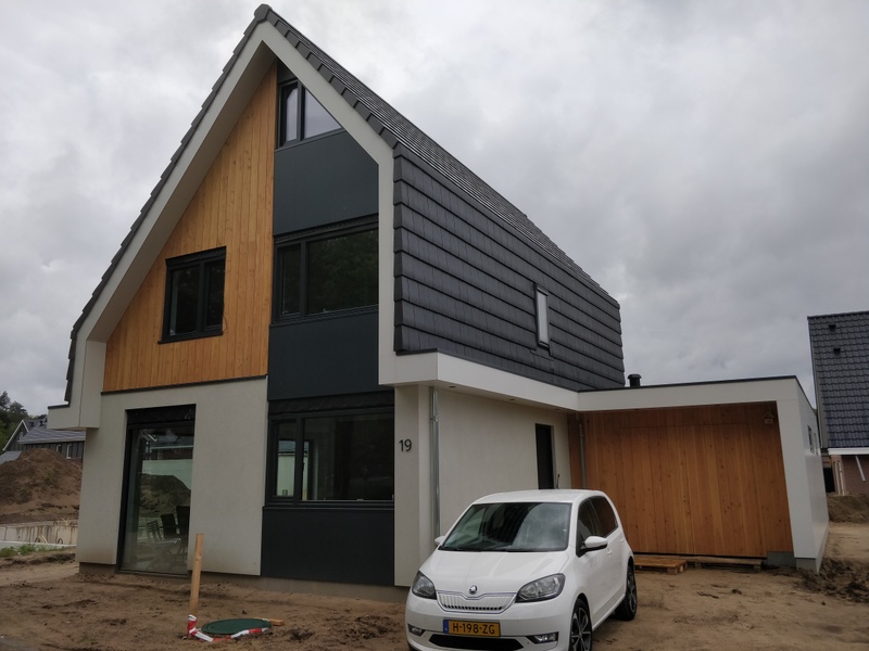 Afbeeldingslocatie: https://tweakers.net/i/2lQXs8YGwfcjhW33HLeig81rzPs=/800x/filters:strip_icc():strip_exif()/f/image/3xNJNLAT1eerE5h6naaCa0BE.jpg?f=fotoalbum_large