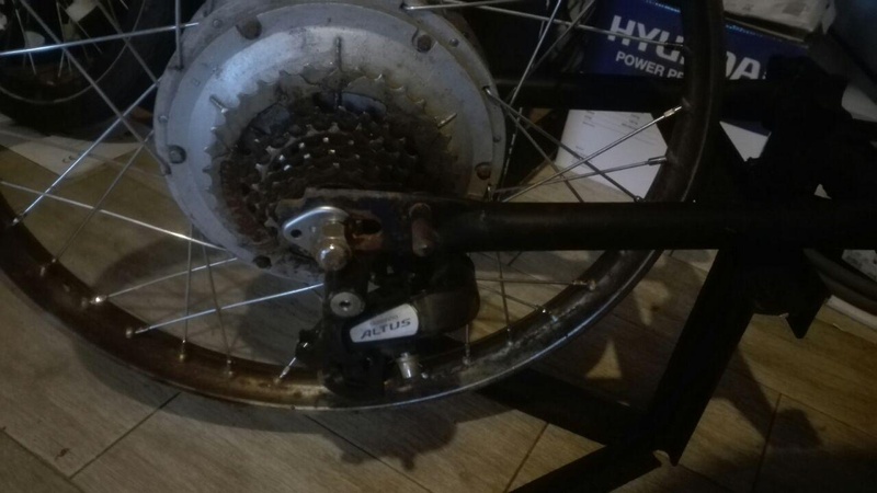 Afbeeldingslocatie: https://tweakers.net/i/2lqQDcYAez-waDMtofZj9IgrJVQ=/800x/filters:strip_icc():strip_exif()/f/image/GEf3P3ei7pAAF3f74Q8JiMj6.jpg?f=fotoalbum_large