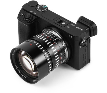 TTArtisan APS-C 50mm F0.95