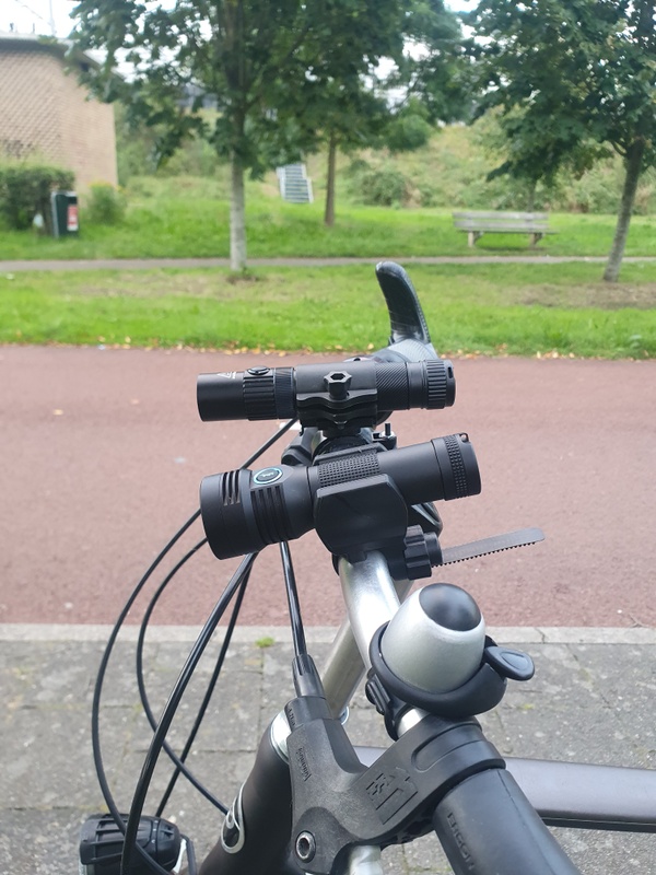Afbeeldingslocatie: https://tweakers.net/i/2rFDAkFLGa6V_0Ae0_GYbd9rgA0=/x800/filters:strip_icc():strip_exif()/f/image/RYTALisQql19OMwi9QrhUju9.jpg?f=fotoalbum_large