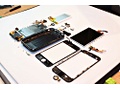 Apple iPhone 3G S uit elkaar gehaald