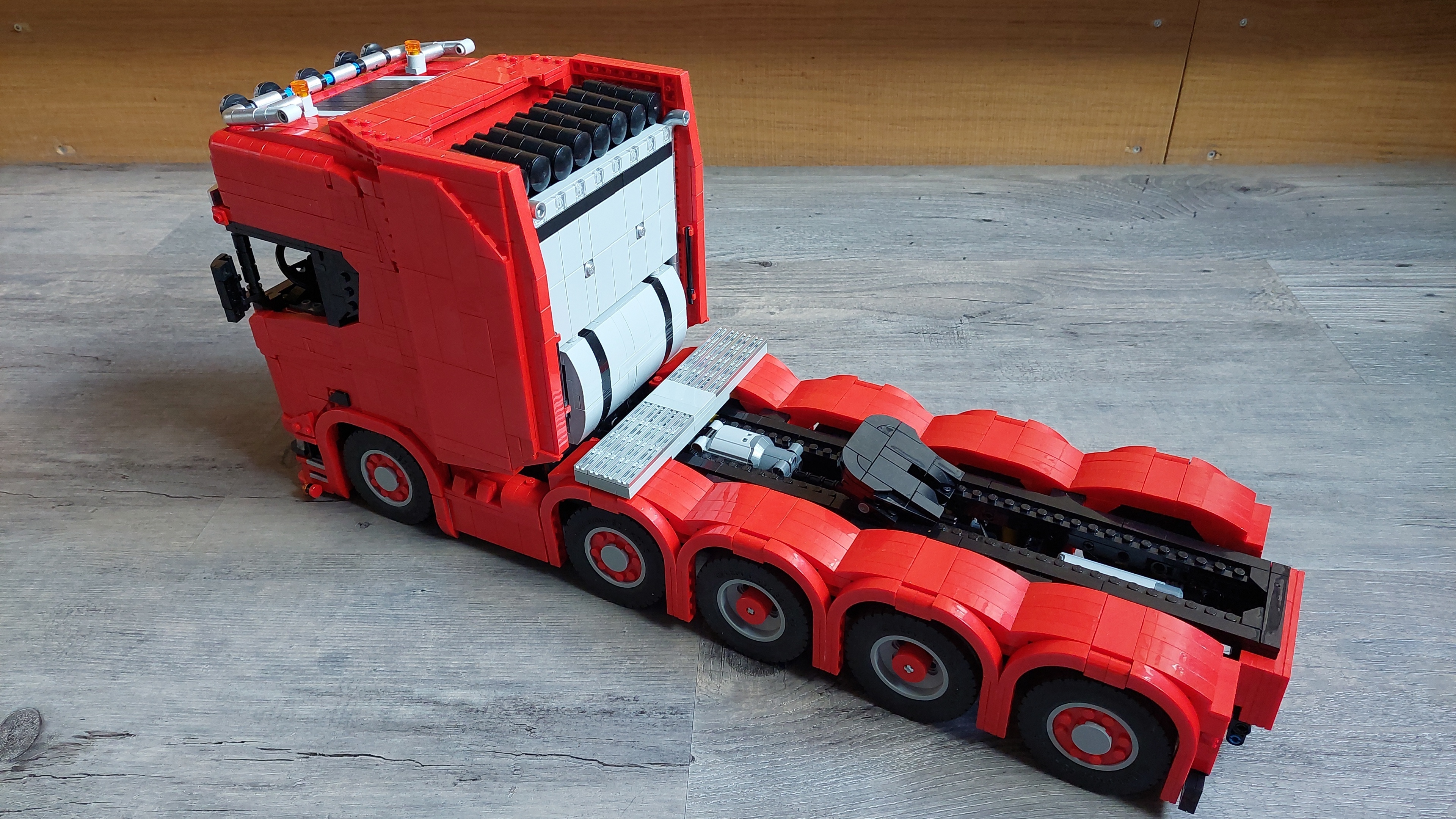 Afbeeldingslocatie: https://tweakers.net/i/2wvBjuunvFRv_gta3lb-Wx2xh2k=/fit-in/4920x3264/filters:max_bytes(3145728):no_upscale():strip_icc():strip_exif()/f/image/rqP040k9S7DPxOweHSwfOP5k.jpg?f=user_large