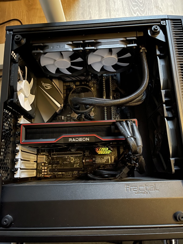 Afbeeldingslocatie: https://tweakers.net/i/2xXZrQu6brEwjOkHx99ckNRJuVM=/x800/filters:strip_icc():strip_exif()/f/image/BwYpBXcVRofIsGMzcdTXvCP5.jpg?f=fotoalbum_large