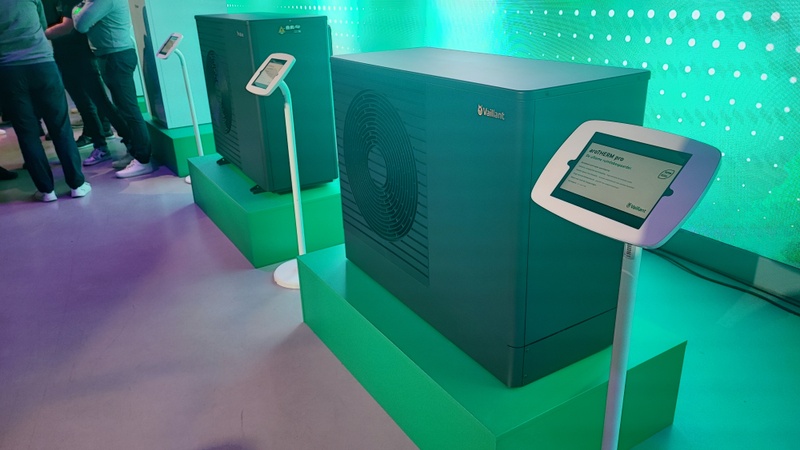 Afbeeldingslocatie: https://tweakers.net/i/2yAJfLSo50Og79i-T6NsCpkFFB0=/800x/filters:strip_icc():strip_exif()/f/image/3kxmyBBRynvJURTkuMplezPB.jpg?f=fotoalbum_large