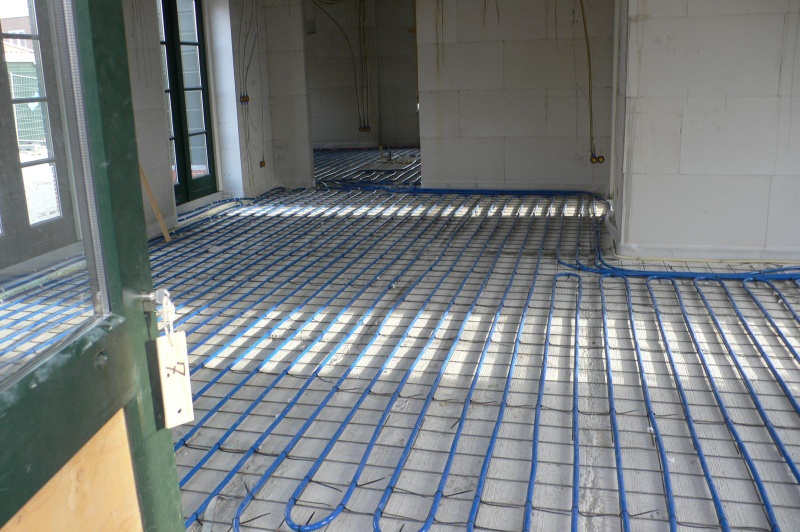 Afbeeldingslocatie: https://tweakers.net/i/2zGXvHsADleDGYBsMwkUXPP4awk=/800x/filters:strip_icc():strip_exif()/f/image/8QJVHqRpYTKospX5wkeiRw0R.jpg?f=fotoalbum_large