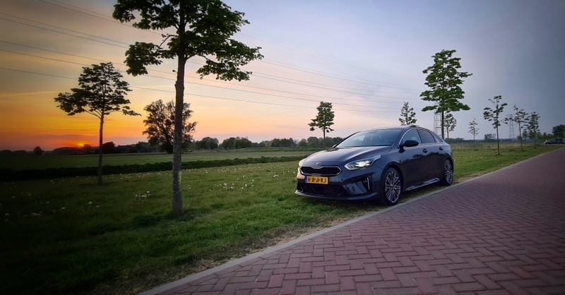 Afbeeldingslocatie: https://tweakers.net/i/2zyTeIUQbSu8CvcUOfnvBbPojEk=/800x/filters:strip_icc():strip_exif()/f/image/hEBNiVxMd7kuZrtSi12lTm4e.jpg?f=fotoalbum_large