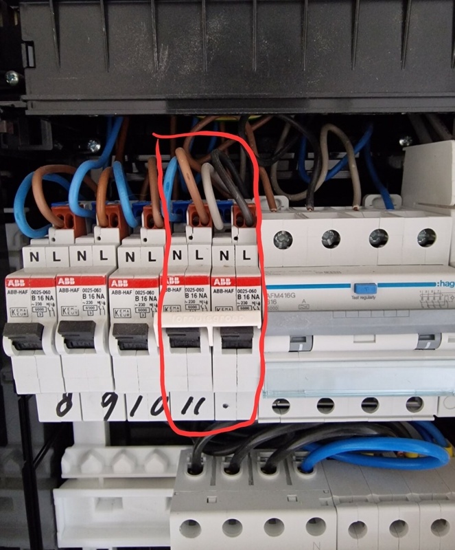 Afbeeldingslocatie: https://tweakers.net/i/31q-VtsA9-f-HILFoA6B0zdHHaU=/x800/filters:strip_icc():strip_exif()/f/image/vN1vU5nK1rrBmGPOhtA6hK3f.jpg?f=fotoalbum_large