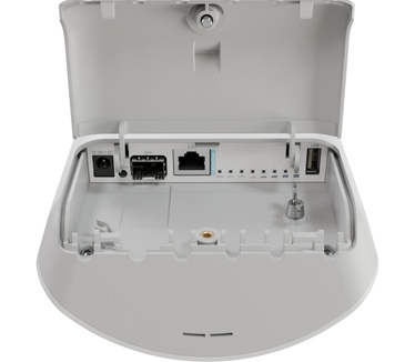 MikroTik mANTBox ax 15s
