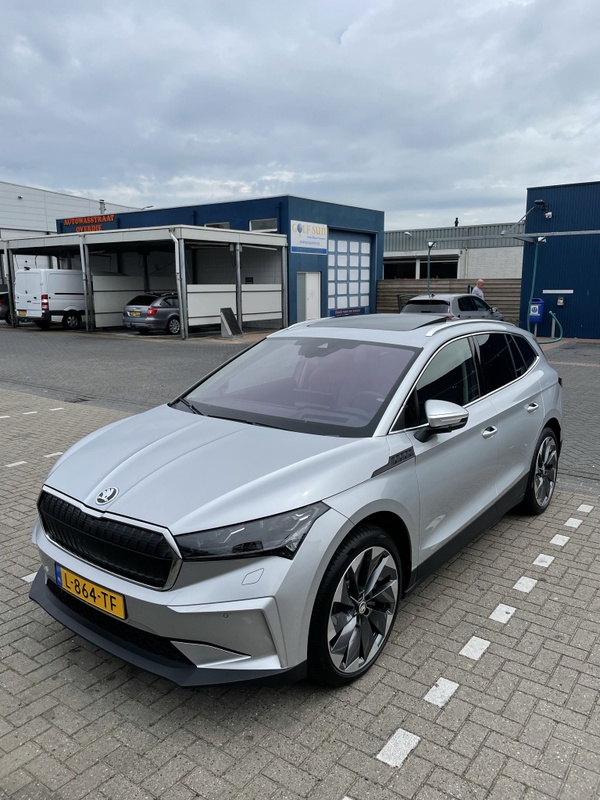 Afbeeldingslocatie: https://tweakers.net/i/3AgEIFkOEDMyTS-w_YT984m6dtI=/x800/filters:strip_icc():strip_exif()/f/image/kQ71r06IOhtJKEEr40M8kah6.jpg?f=fotoalbum_large