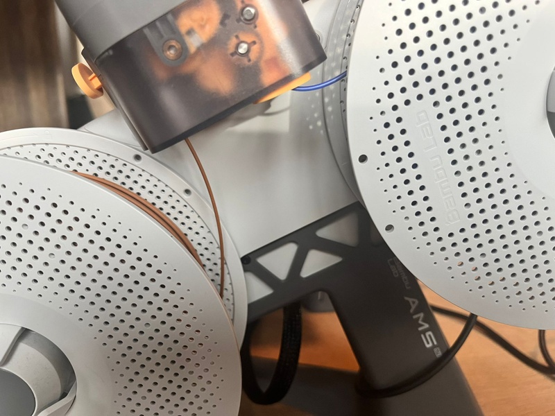 Afbeeldingslocatie: https://tweakers.net/i/3CbKWEYHiKLaXLcFhEQ_pEkg6_Y=/800x/filters:strip_icc():strip_exif()/f/image/J9tRJAvATm0qXNlUvCoxUjW6.jpg?f=fotoalbum_large