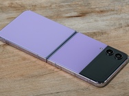 Samsung Galaxy Z Flip4
