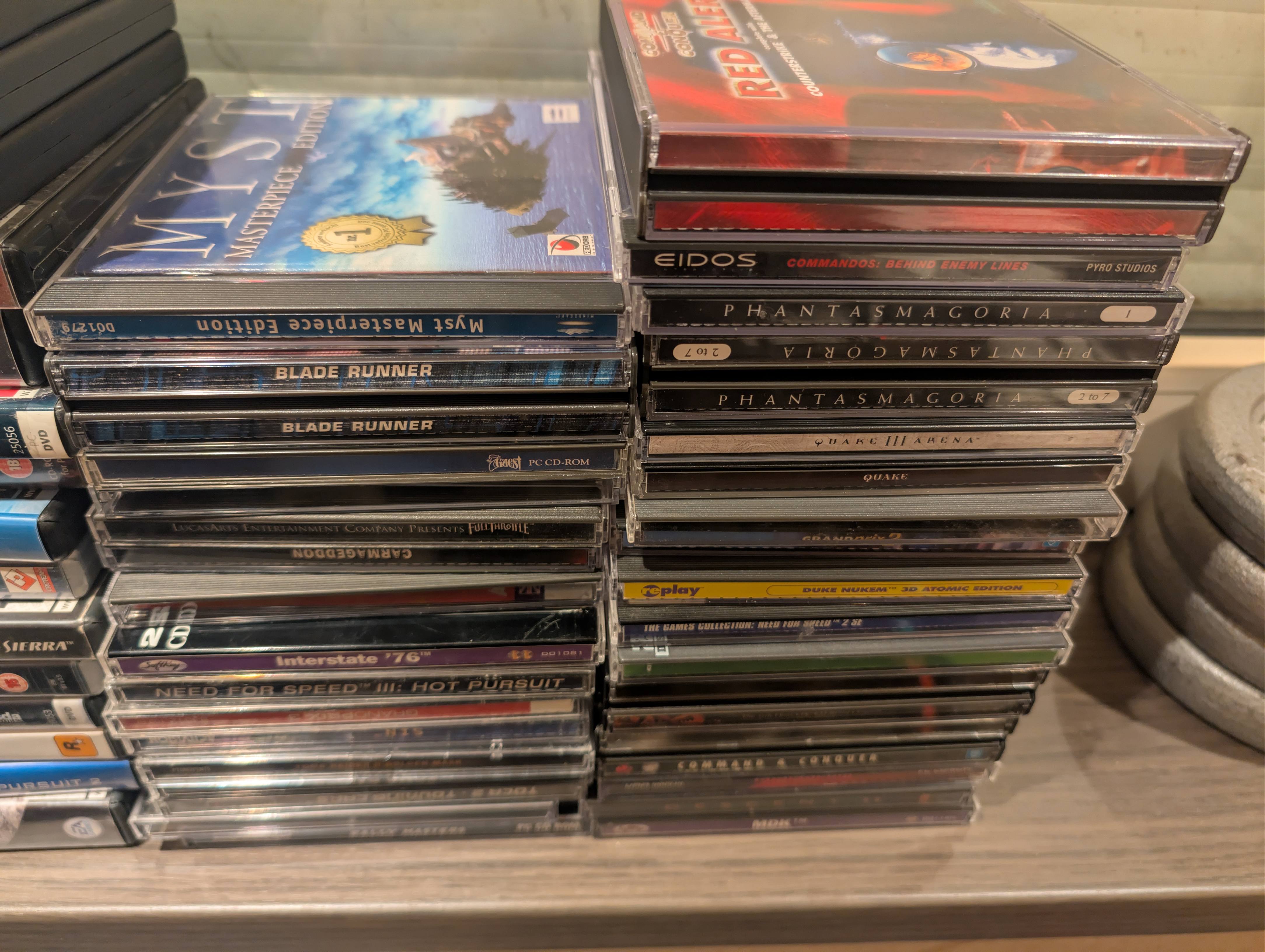 Afbeeldingslocatie: https://tweakers.net/i/3EKpBlIjHmjgDitF1Y-8_QSayLQ=/fit-in/4920x3264/filters:max_bytes(3145728):no_upscale():strip_icc():strip_exif()/f/image/rbwfSGWuueXoJasBtKM8gUGc.jpg?f=user_large