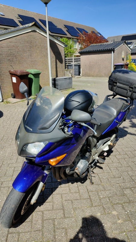 Afbeeldingslocatie: https://tweakers.net/i/3EtihZcAaLU4snAhPCbJeR6qB7c=/x800/filters:strip_icc():strip_exif()/f/image/ULxZQh5Fepy8SQXJRVzVEypV.jpg?f=fotoalbum_large