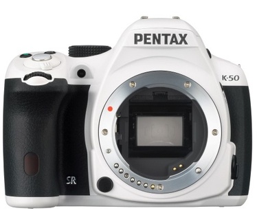 Pentax K-50 + smc DA 18-135MM F/3.5-5.6 ED AL [IF] DC WR Wit